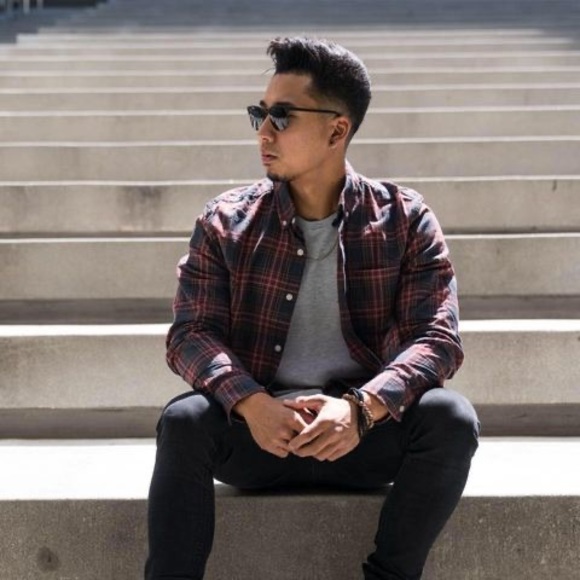 Meet your Posher, Peter - Picture 1 of 1